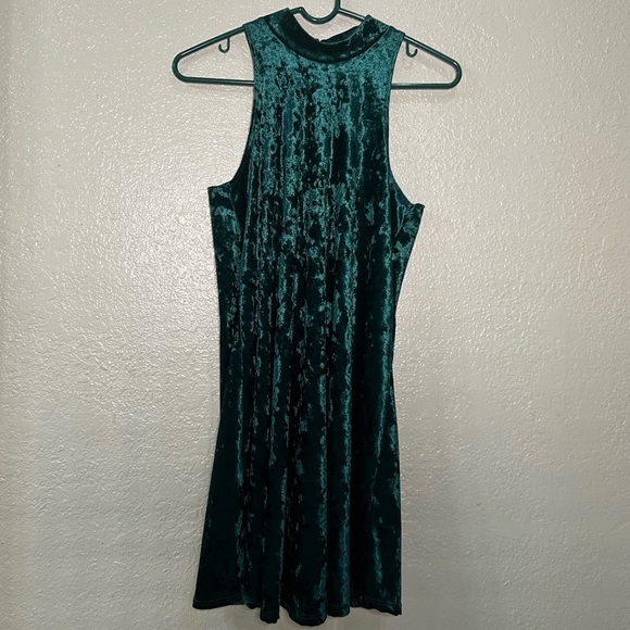 Dresses & Skirts - Velvet Halter Mini Dress